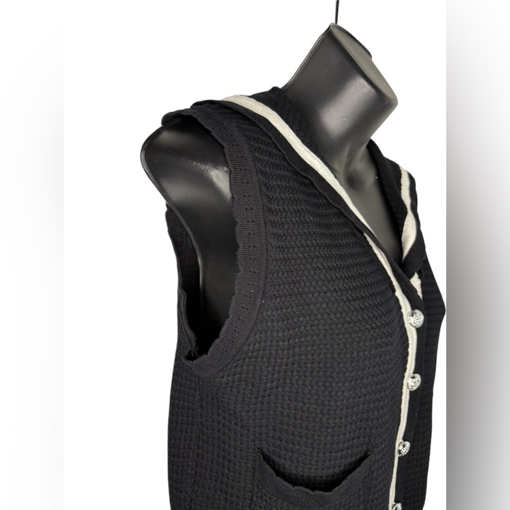 Greenwich V. Korean style black white Collar Sleeveless Knitted vest Tank Tops - Picture 10 of 10
